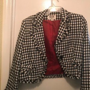 Bill Blass Women 2 piece suit